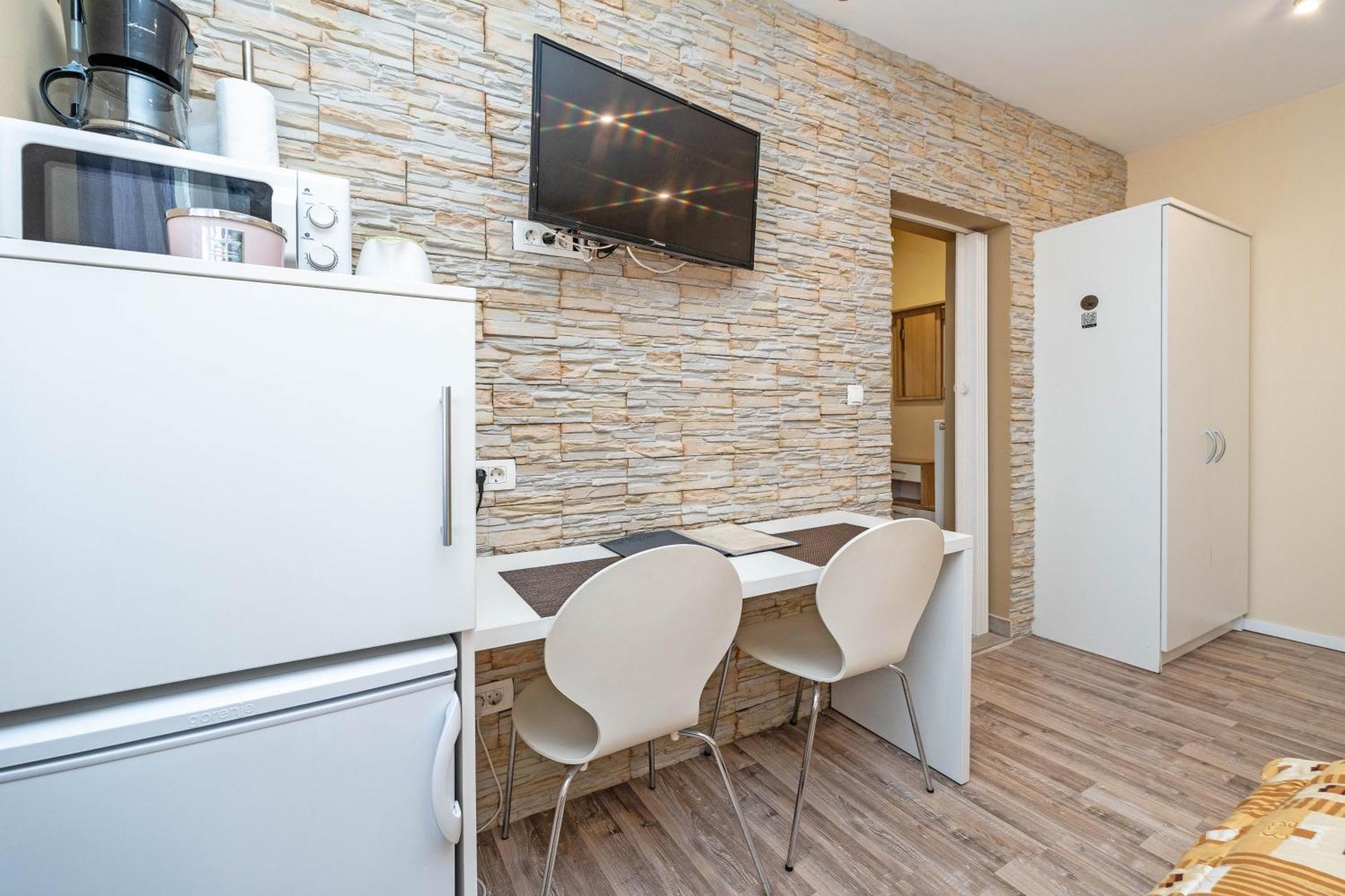 Apartments Bracic Spa Sukosan Ngoại thất bức ảnh